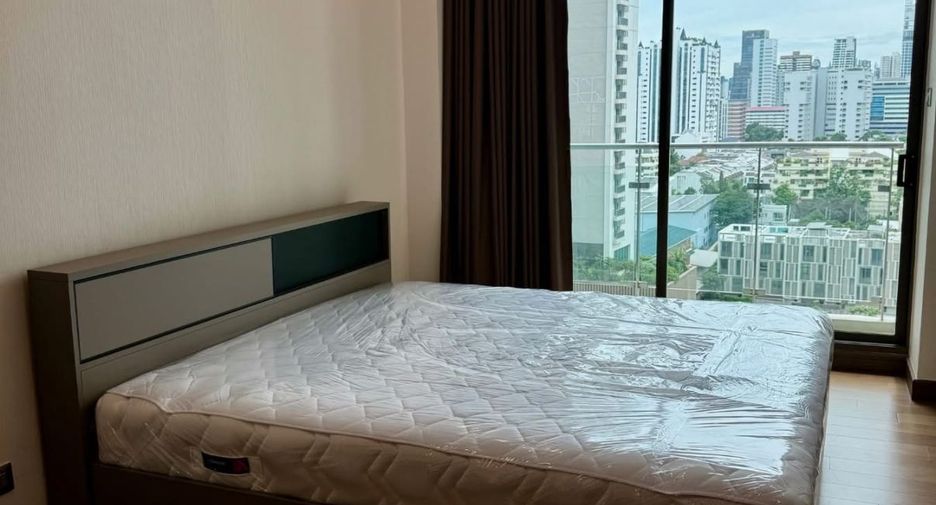 For rent 1 bed condo in Watthana, Bangkok