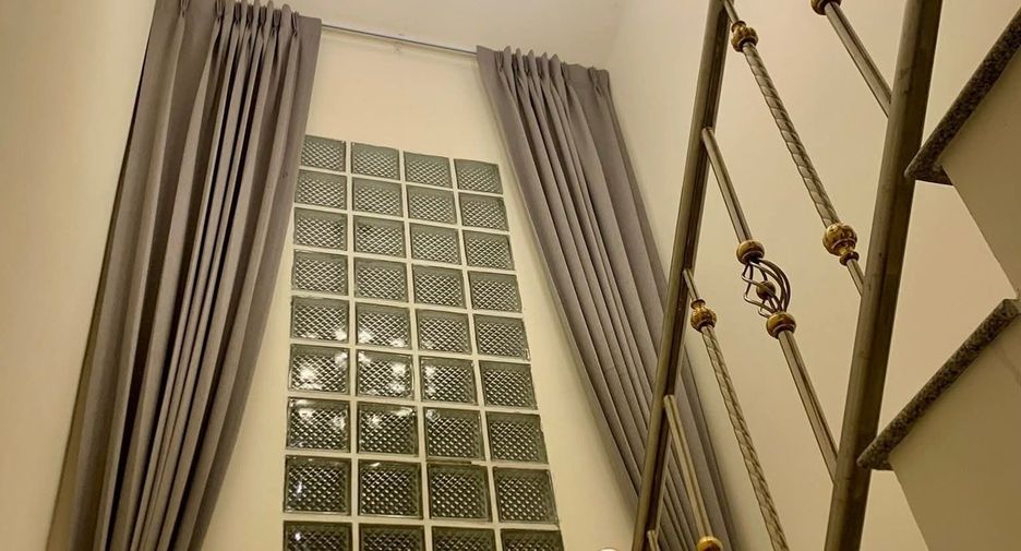 For rent 3 bedrooms house in Khan Na Yao, Bangkok