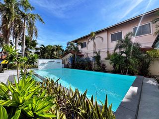 Casa en venta de 4 habitaciones en Bang Lamung, Chonburi