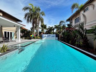 Casa en venta de 4 habitaciones en Bang Lamung, Chonburi