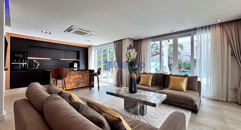 Casa en venta de 4 habitaciones en East Pattaya, Pattaya