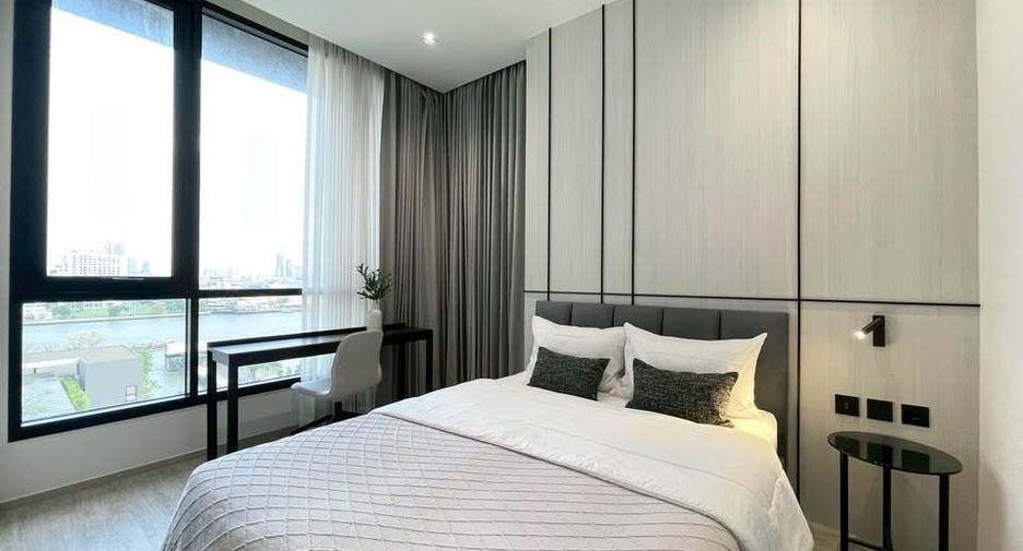 For rent 2 bedrooms condo in Khlong San, Bangkok