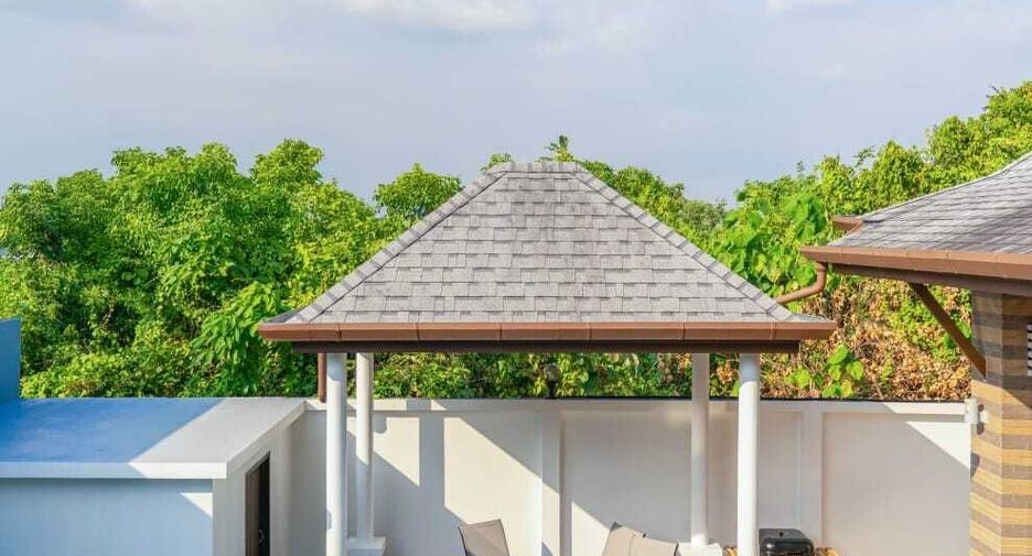 À vendre et à louer 3 chambres villa à Mueang Phuket, Phuket