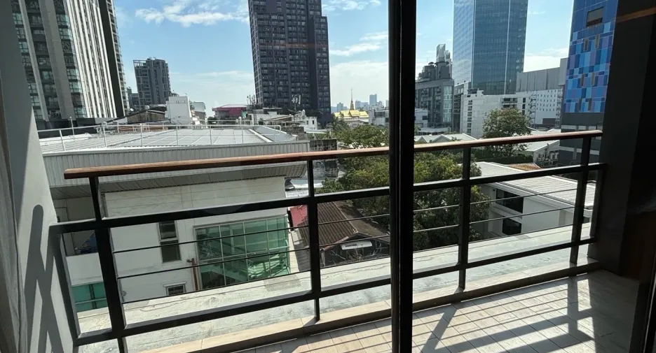 For sale and for rent 1 bed condo in Khlong Toei, Bangkok