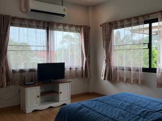 Haus zur Miete mit 3 Zimmer in Bang Lamung, Chonburi