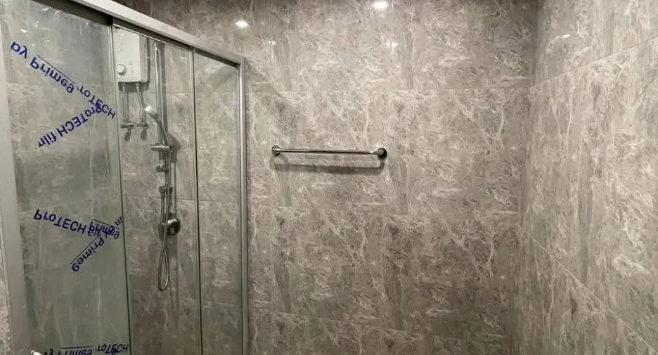 For rent 2 bedrooms condo in Huai Khwang, Bangkok