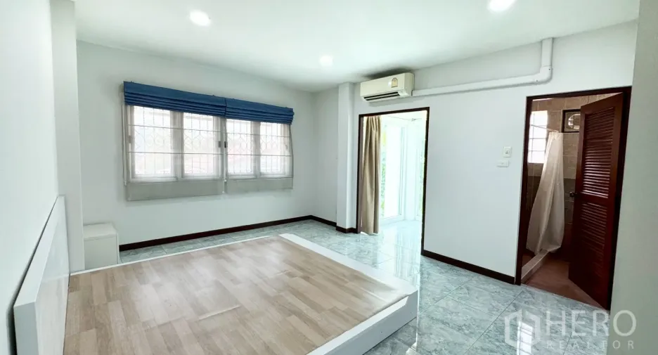 For rent 4 bedrooms house in Suan Luang, Bangkok
