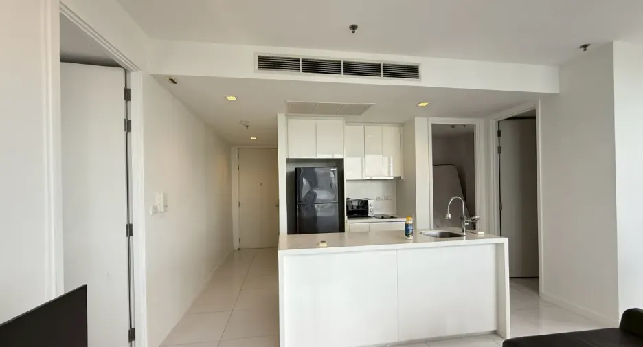 For rent 2 bedrooms condo in Sathon, Bangkok