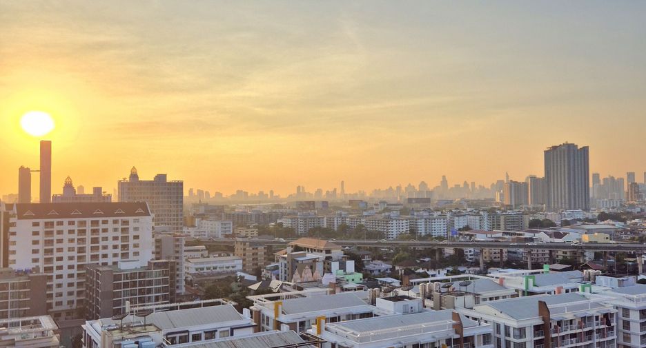 For sale and for rent 2 bedrooms condo in Phra Khanong, Bangkok