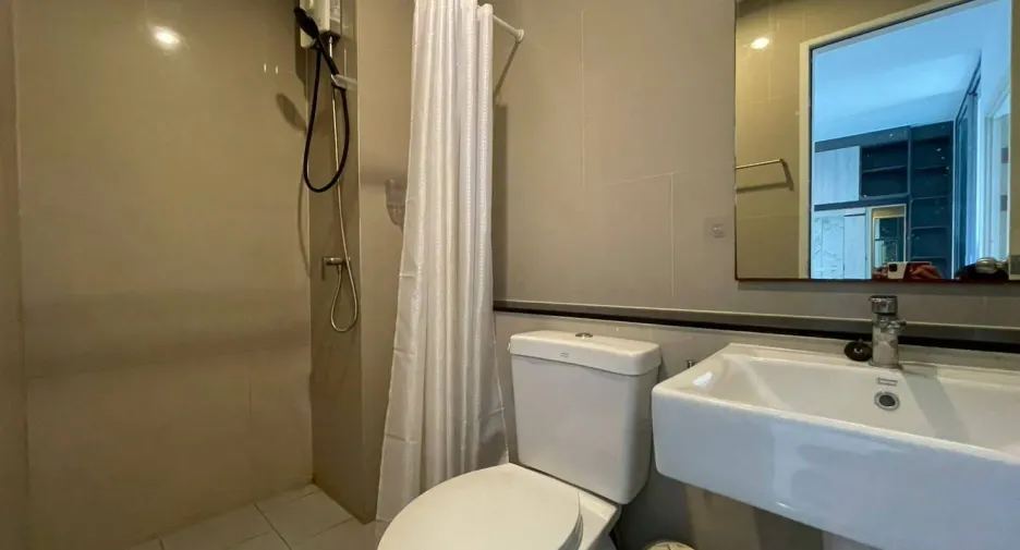 For rent 1 bed condo in Phasi Charoen, Bangkok