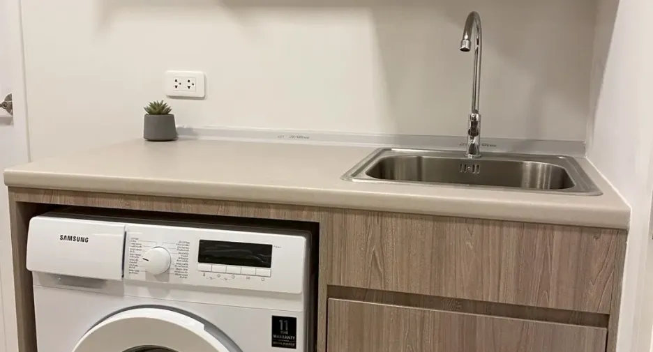 For rent 1 bed condo in Phra Khanong, Bangkok