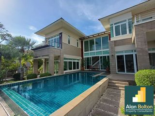 For rent and for sale 3 bedrooms house in Na Jomtien, Pattaya