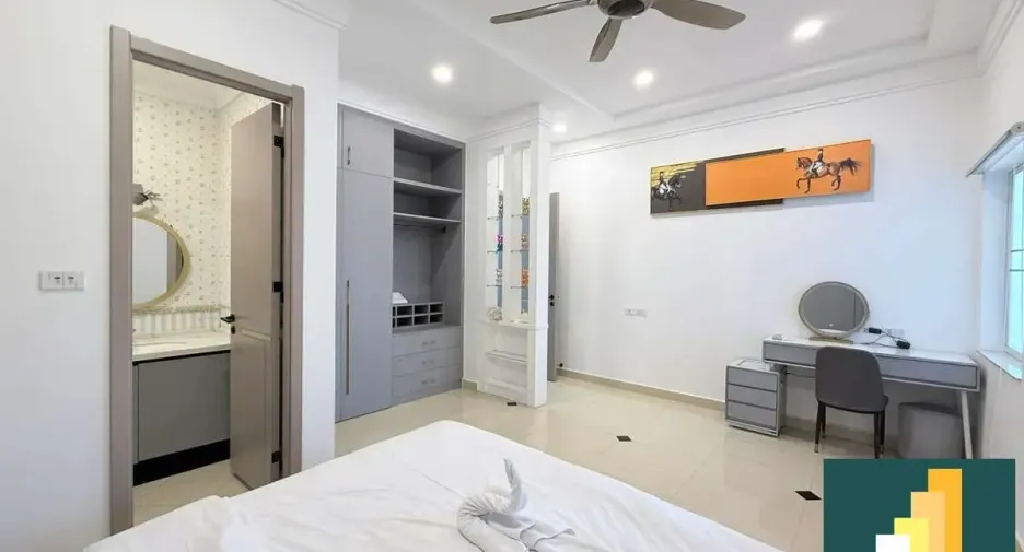 For rent 4 bedrooms house in Bang Lamung, Chonburi