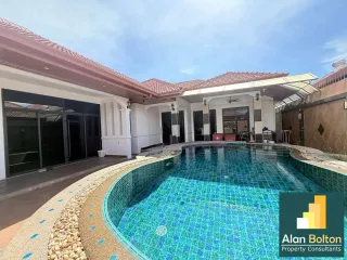 For Rent 4 Bedroom House In Bang Lamung, Chonburi