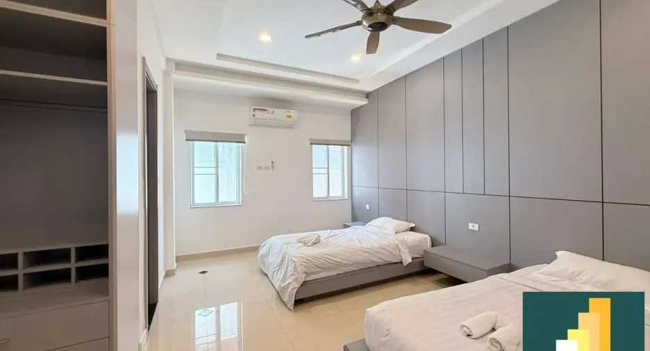 For rent 4 bedrooms house in Bang Lamung, Chonburi
