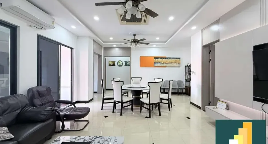 For rent 4 bedrooms house in Bang Lamung, Chonburi