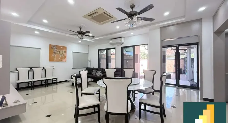 For rent 4 bedrooms house in Bang Lamung, Chonburi