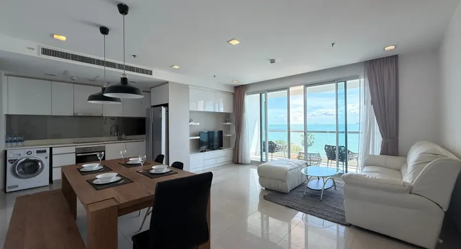 For rent 4 bedrooms house in Bang Lamung, Chonburi