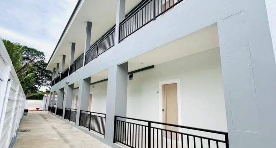 For sale 18 bedrooms hotel in San Kamphaeng, Chiang Mai
