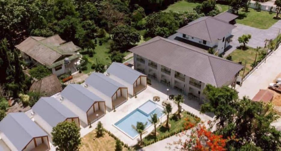 For sale 18 bedrooms hotel in San Kamphaeng, Chiang Mai