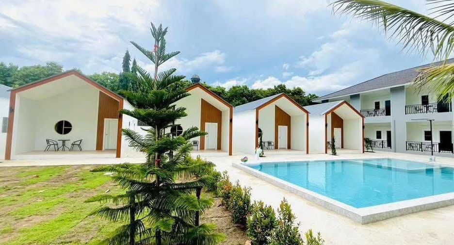 For sale 18 bedrooms hotel in San Kamphaeng, Chiang Mai