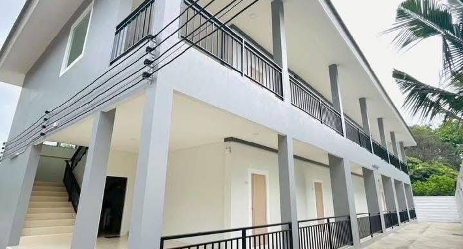 For sale 18 bedrooms hotel in San Kamphaeng, Chiang Mai