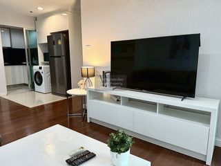 For rent 3 bedrooms condo in Huai Khwang, Bangkok
