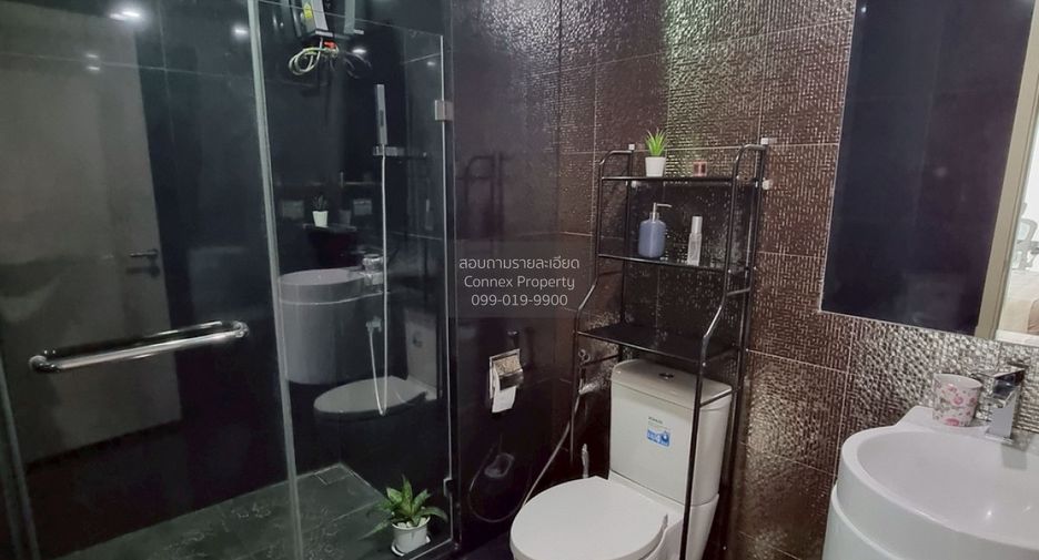 Condo en alquiler de 2 habitaciones en Khlong Toei, Bangkok