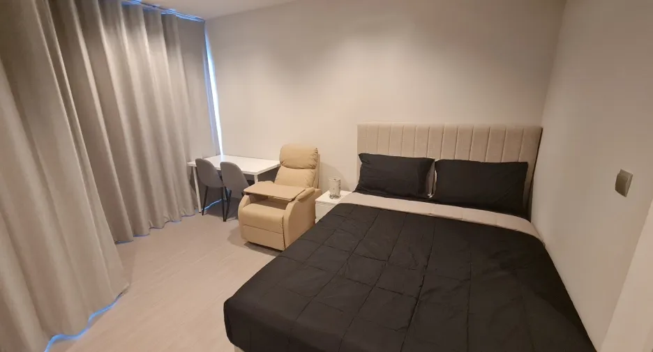 For rent studio condo in Huai Khwang, Bangkok
