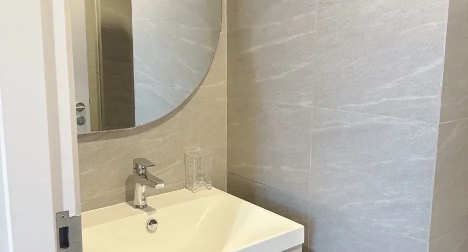 For sale and for rent 2 bedrooms condo in Khlong San, Bangkok