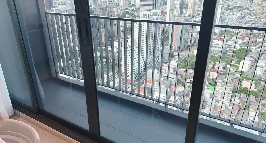 For sale and for rent 2 bedrooms condo in Khlong San, Bangkok