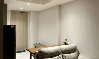 Wohnung zur Miete mit 1 Zimmer in Huai Khwang, Bangkok