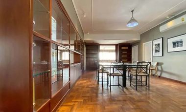 Condo en alquiler de 3 habitaciones en Sathon, Bangkok