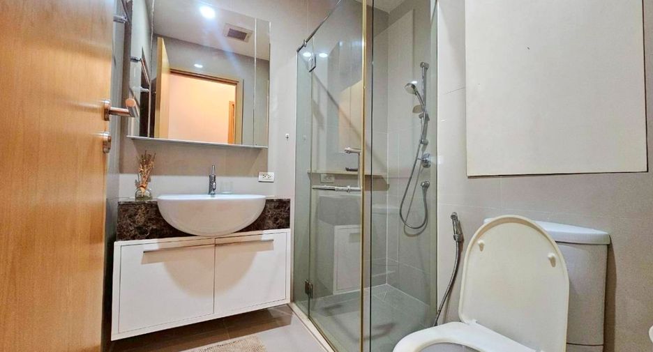 For rent and for sale 2 bedrooms condo in Khlong Toei, Bangkok