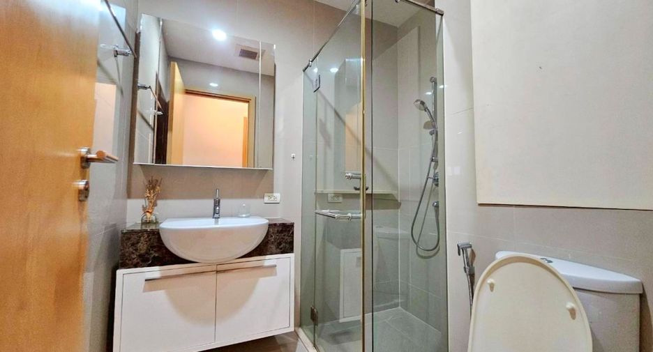For rent and for sale 2 bedrooms condo in Khlong Toei, Bangkok