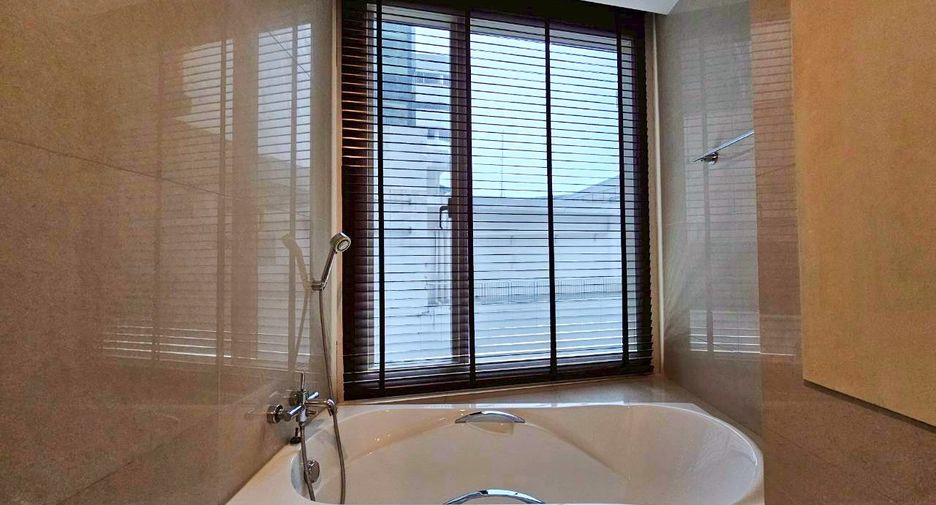 For rent and for sale 2 bedrooms condo in Khlong Toei, Bangkok