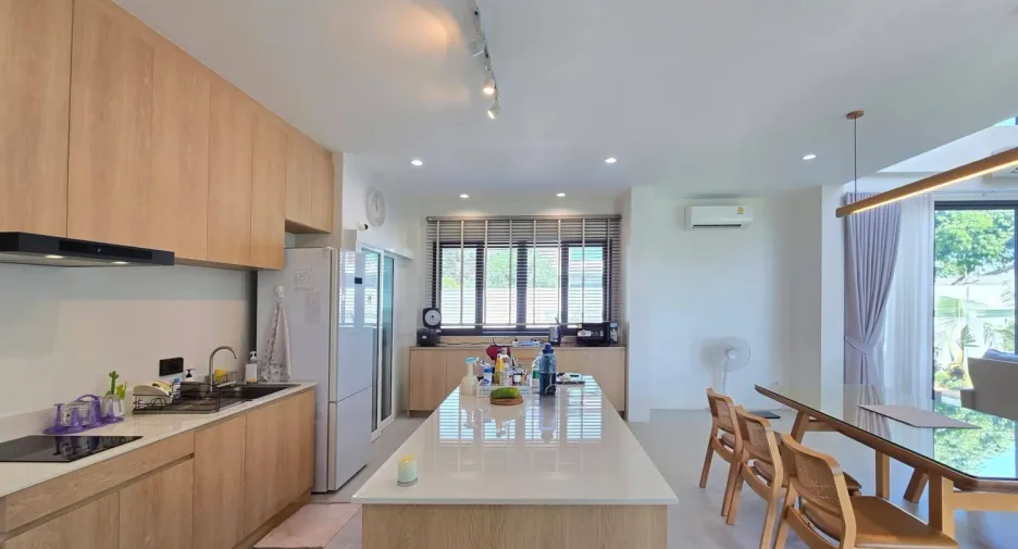 À vendre 6 chambres maison à East Pattaya, Pattaya