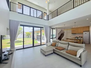 À vendre 6 chambres maison à Bang Lamung, Chonburi