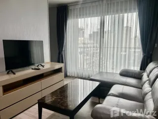 Аренда 2 спальни кондо в Ратчатхещи, Бангкок