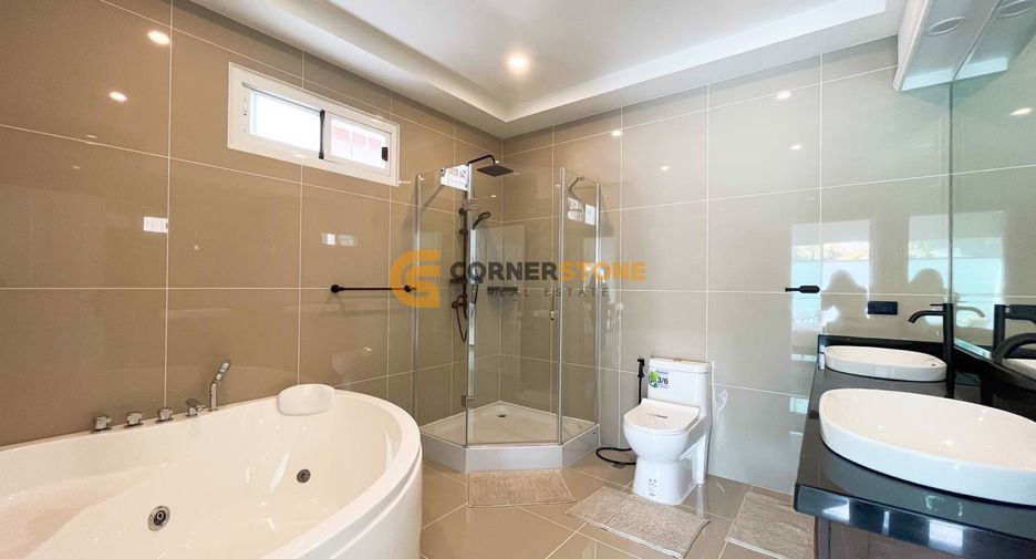 For rent 4 bedrooms house in South Pattaya, Pattaya