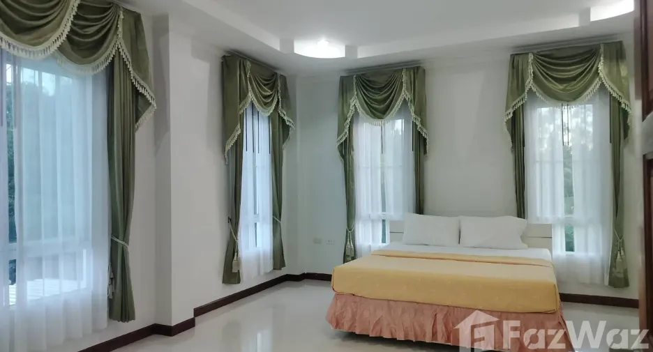 For sale 4 bedrooms house in Ban Dung, Udon Thani