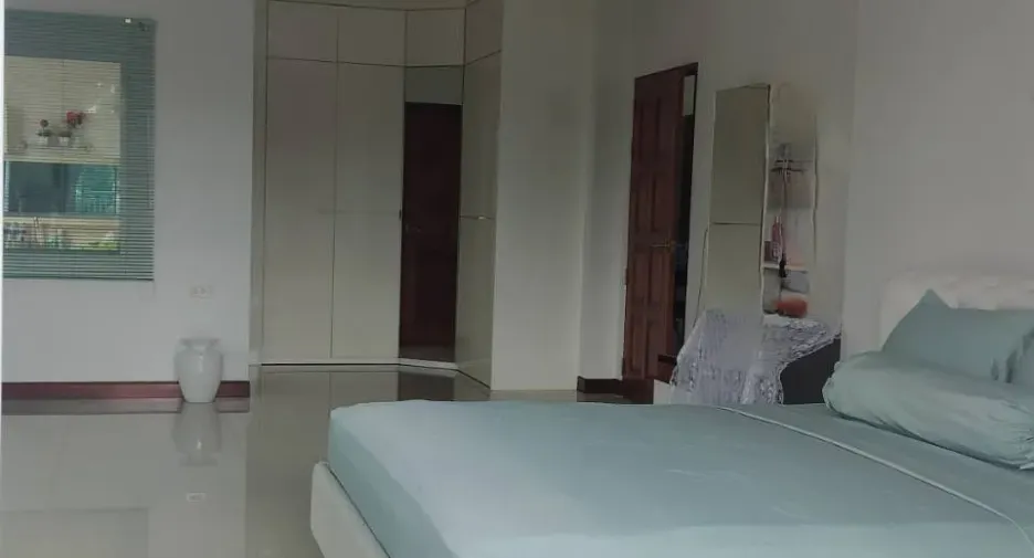 For sale 4 bedrooms house in Ban Dung, Udon Thani