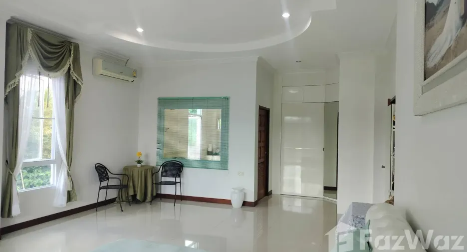 For sale 4 bedrooms house in Ban Dung, Udon Thani
