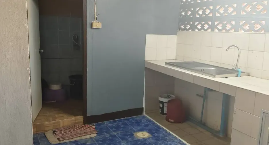For sale 3 bedrooms retail Space in Mueang Phitsanulok, Phitsanulok