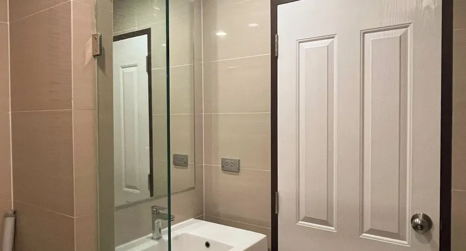 For rent 1 bed condo in Bang Na, Bangkok