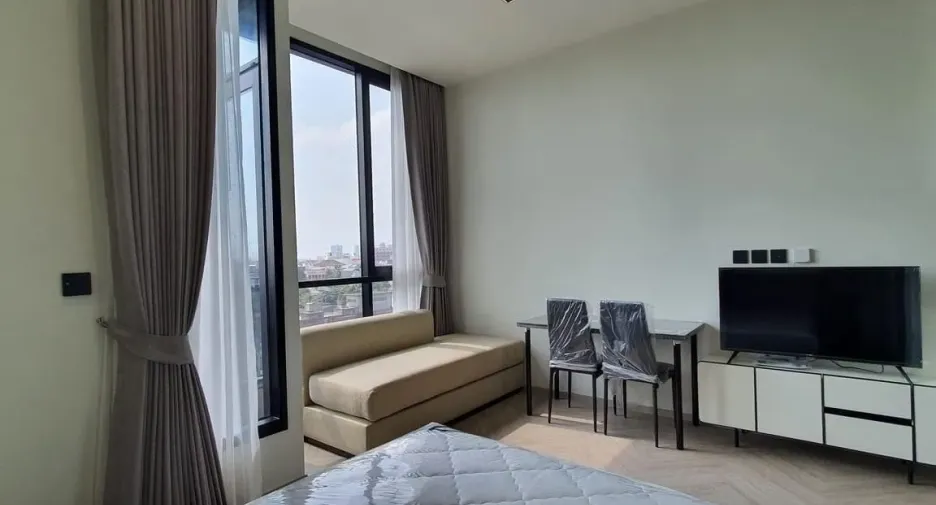 For sale studio condo in Khlong San, Bangkok