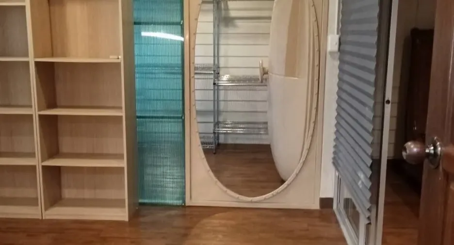 For rent 4 bedrooms house in Lat Phrao, Bangkok