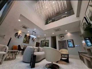 For rent 8 bedrooms house in Bang Kapi, Bangkok