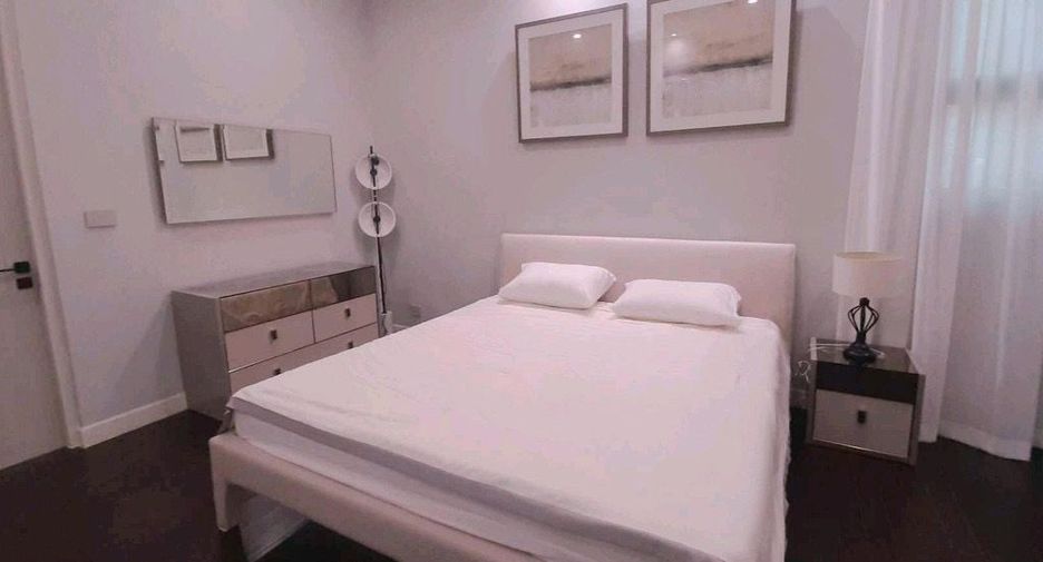 For rent 8 bedrooms house in Bang Kapi, Bangkok