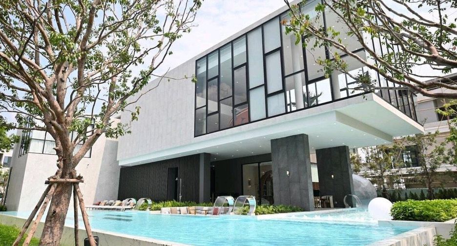 For rent 8 bedrooms house in Bang Kapi, Bangkok